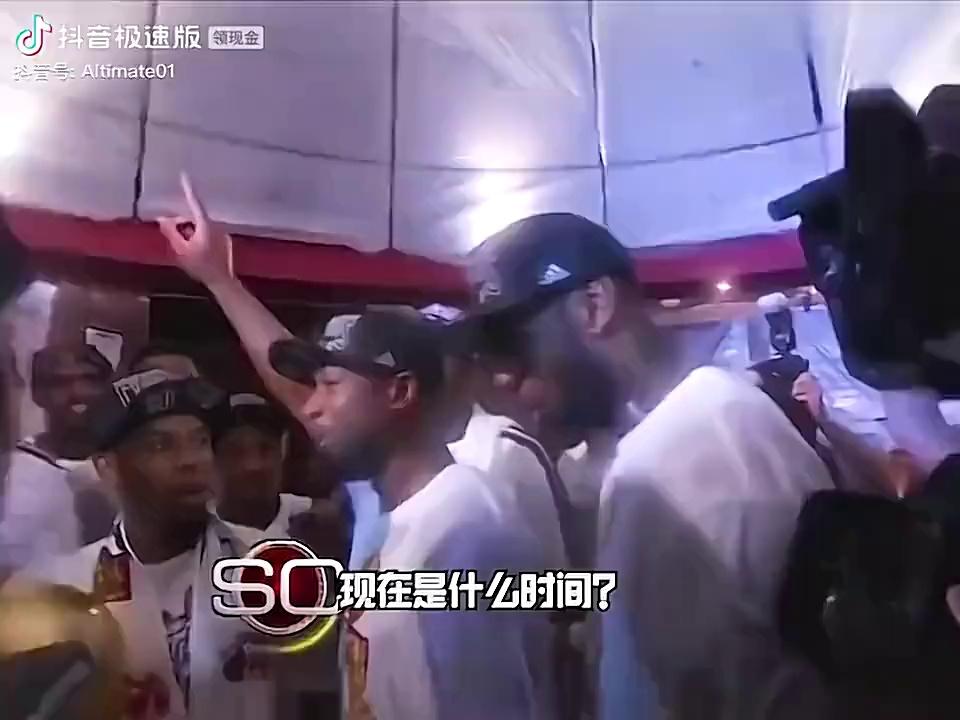 开云下载-皇家社会训练开放日，清晨扳平良机引欢呼，NBA常规赛在即，更衣室氛围转暖(nba吧冥人堂)